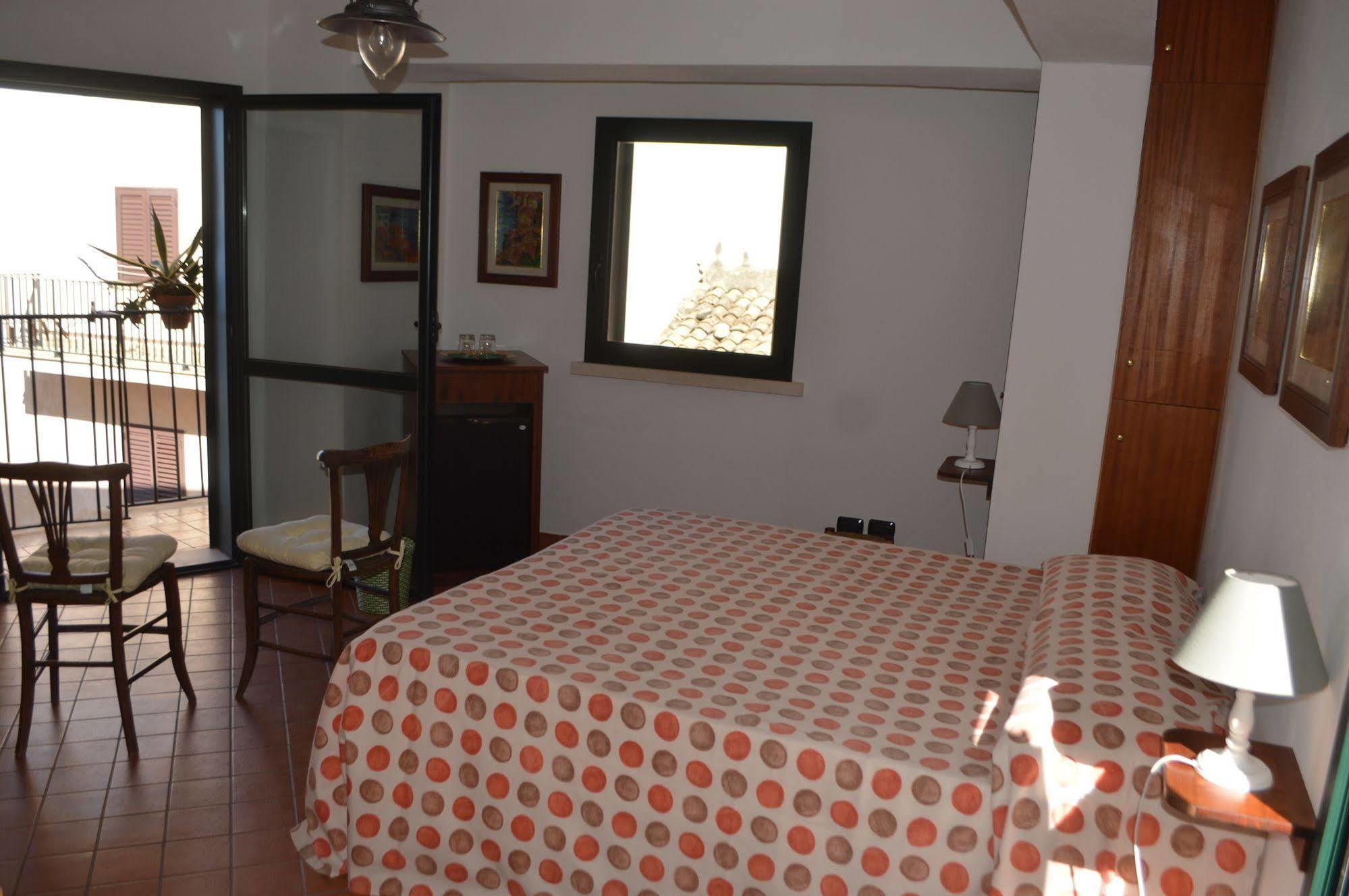 Le Piccole Grotte Bed & Breakfast Scilla Ngoại thất bức ảnh